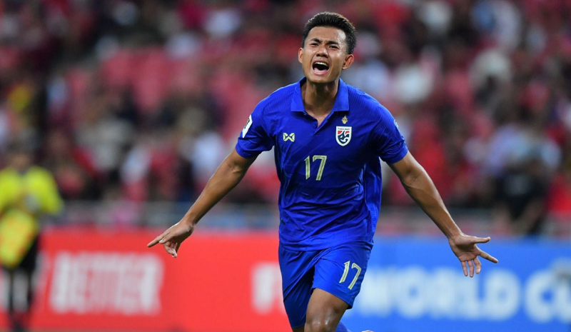 thai-lan-doi-mat-ton-that-lon-suphanat-mueanta-vang-mat-tai-vong-loai-asian-cup-2027